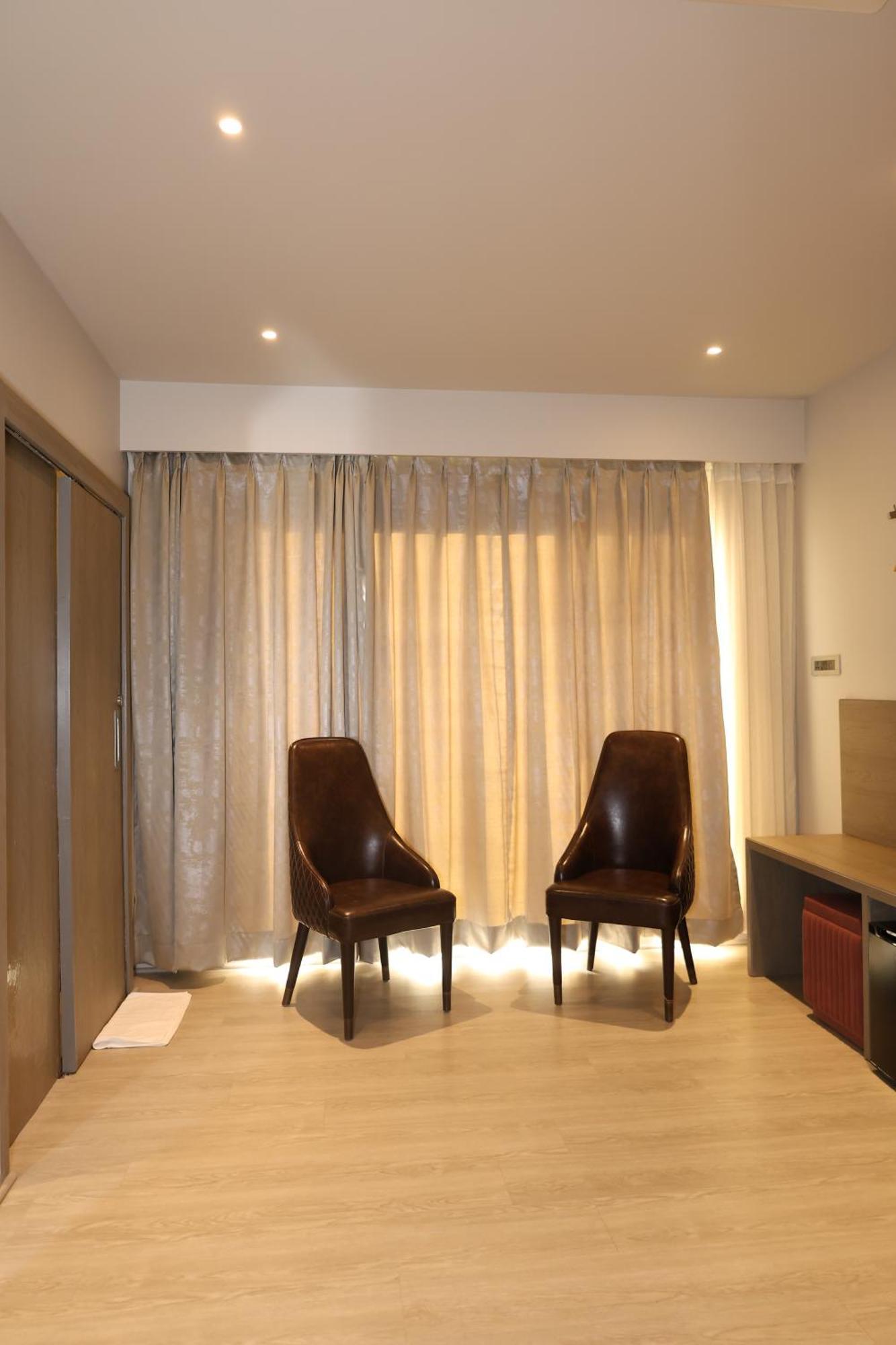 Afc Hotel אינדורה מראה חיצוני תמונה