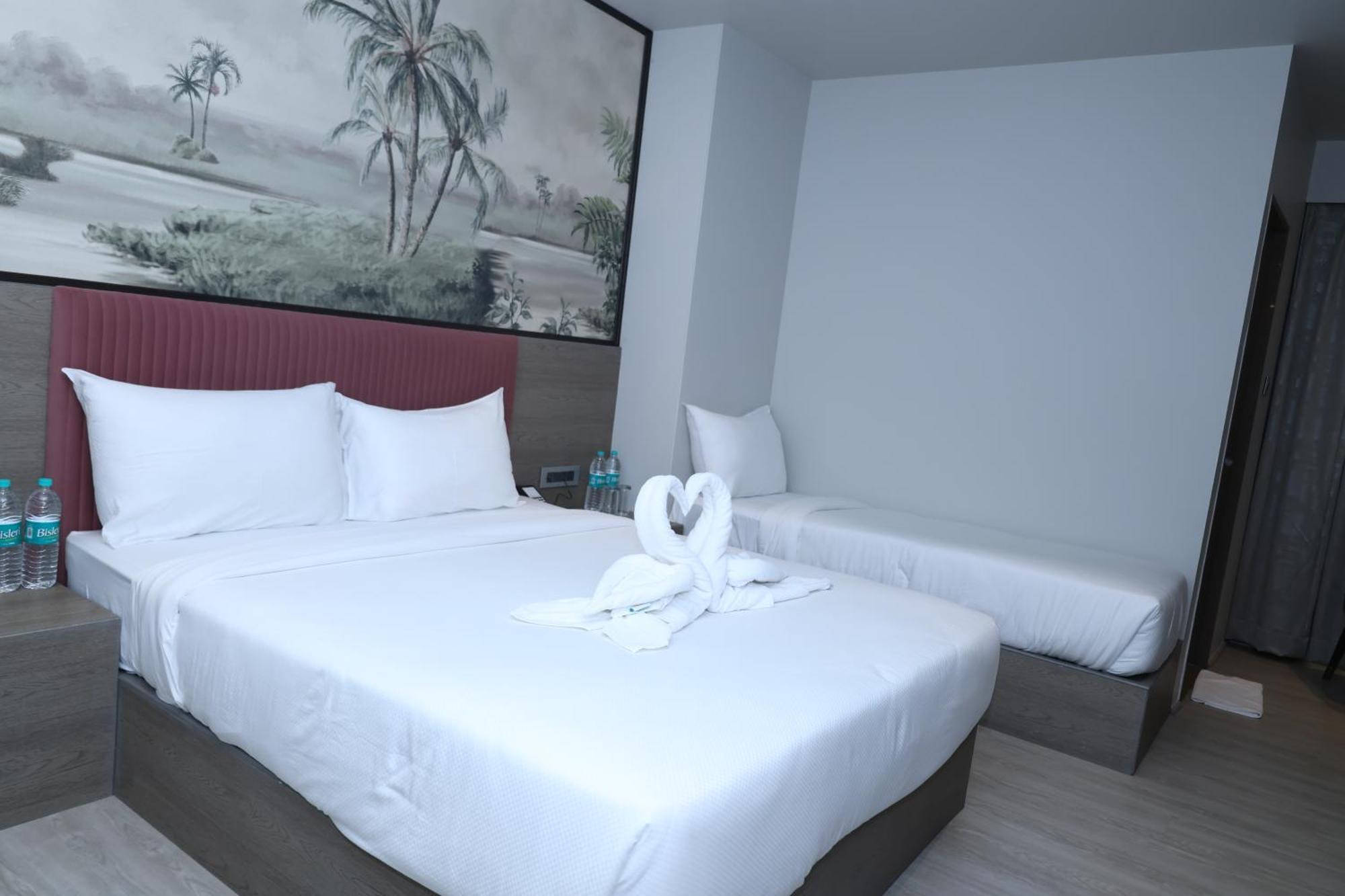 Afc Hotel אינדורה מראה חיצוני תמונה